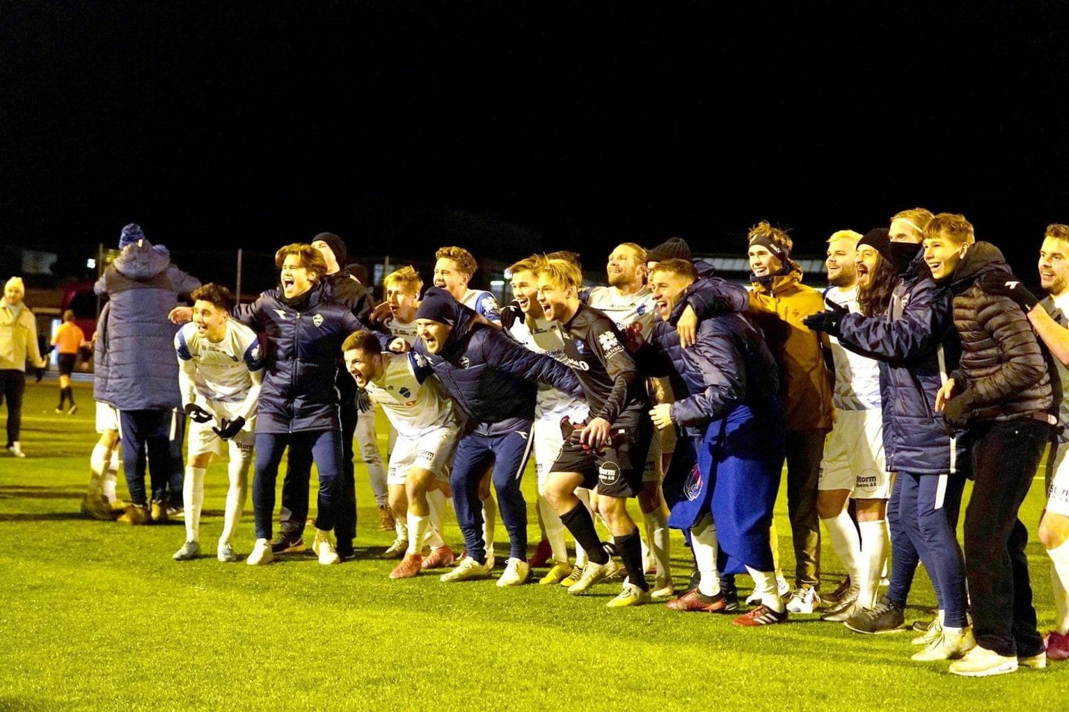 B4EB6A08 7168 4B3B 970B 913210DED4A0 scaled 1